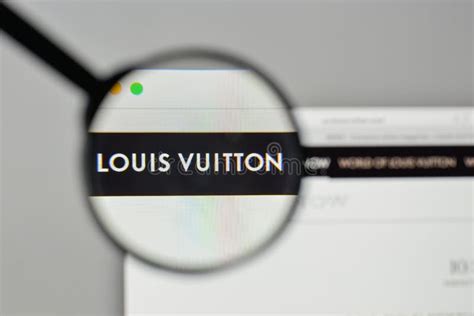 lv italy website.